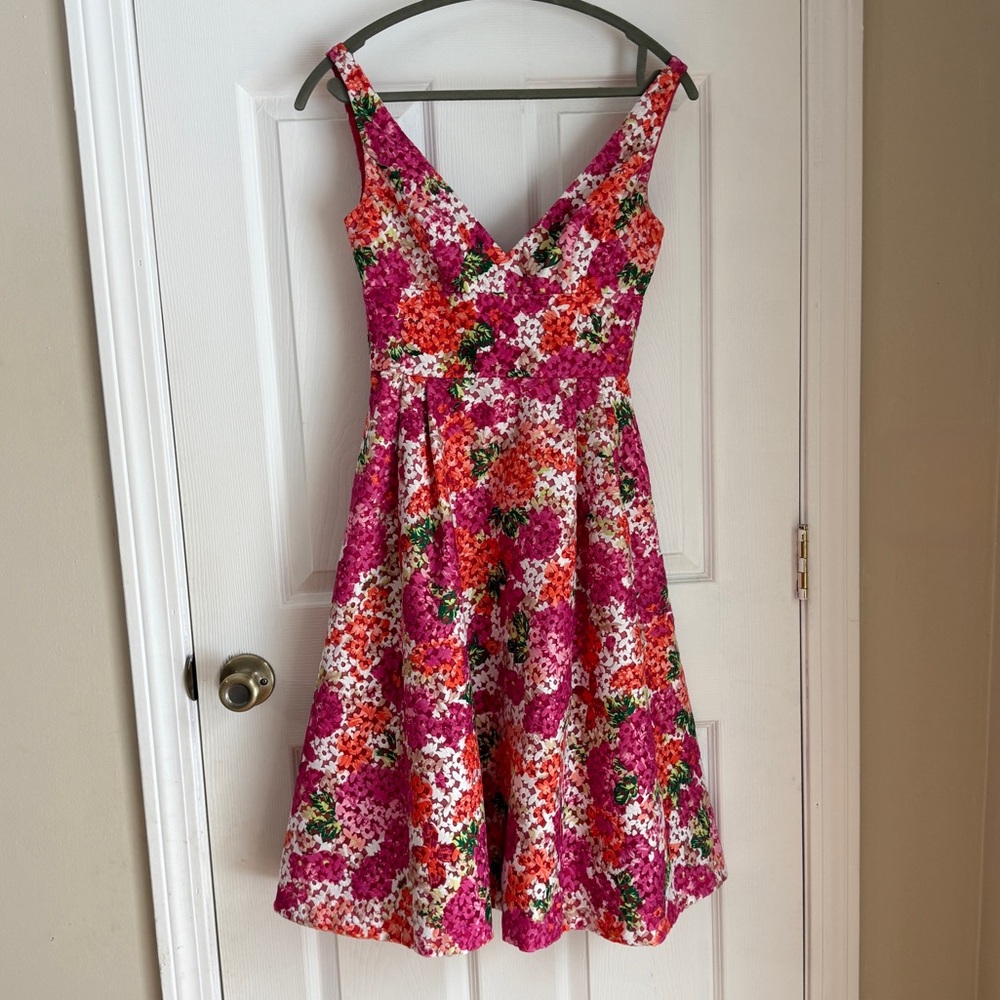 Monique Lhuillier Floral Fit & Flare Dress – Size 0